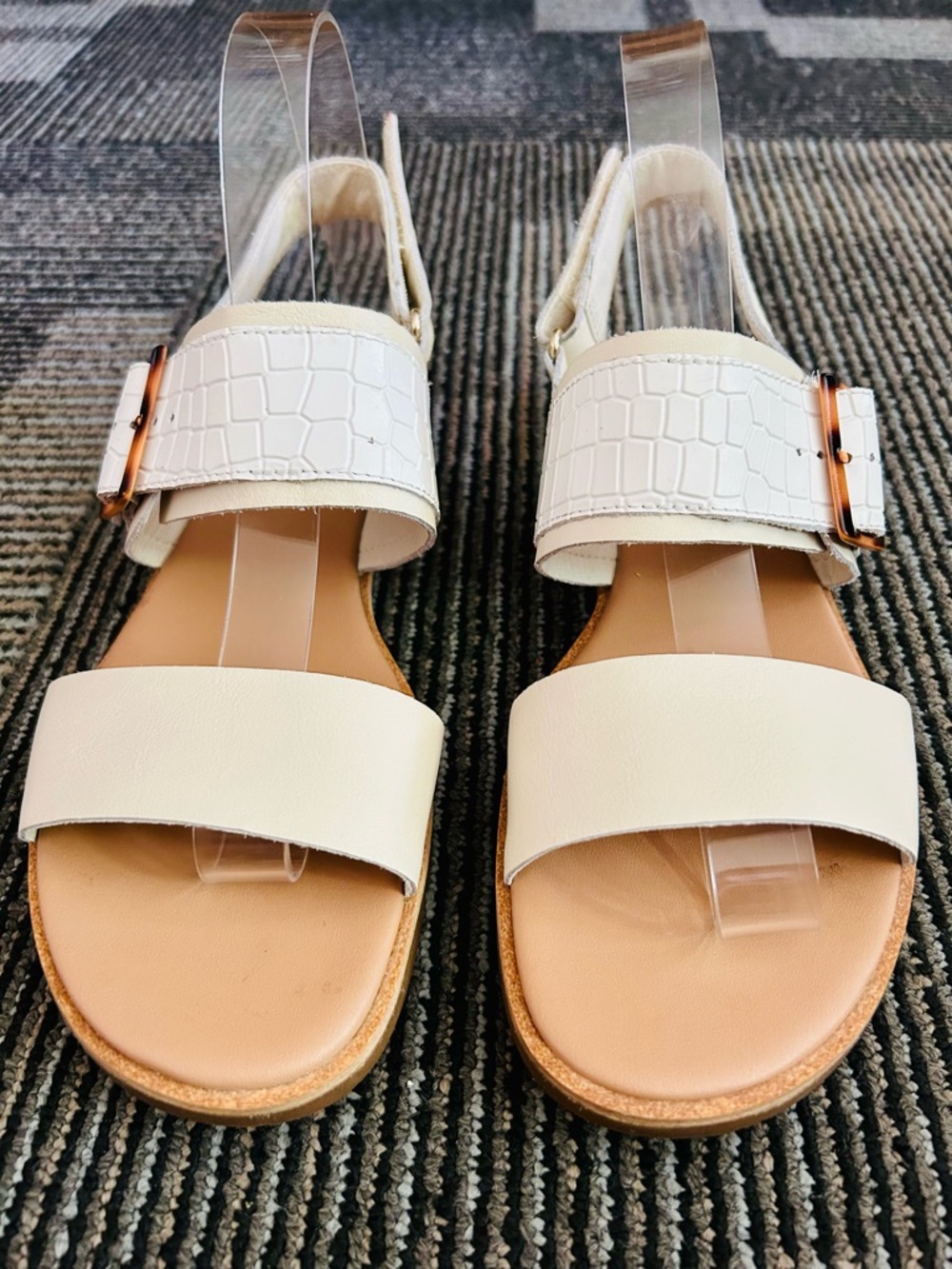 Sorel White Chalk Gum Ella III Slingback Flat Sandals, size 9 EU 40 - Picture 2 of 11